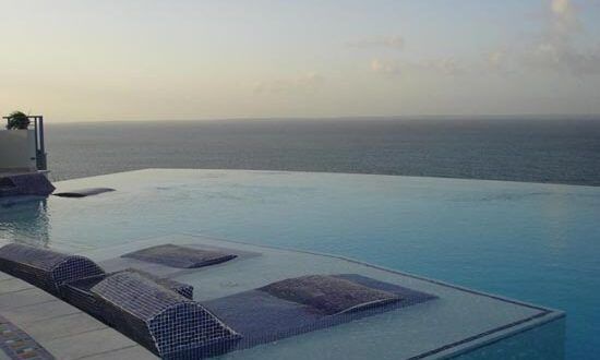 the most beautiful infinity pools 21