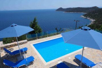 Private Prefab Pool with Magnelis® panels