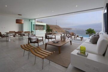 State-of-the-art residence in Peru